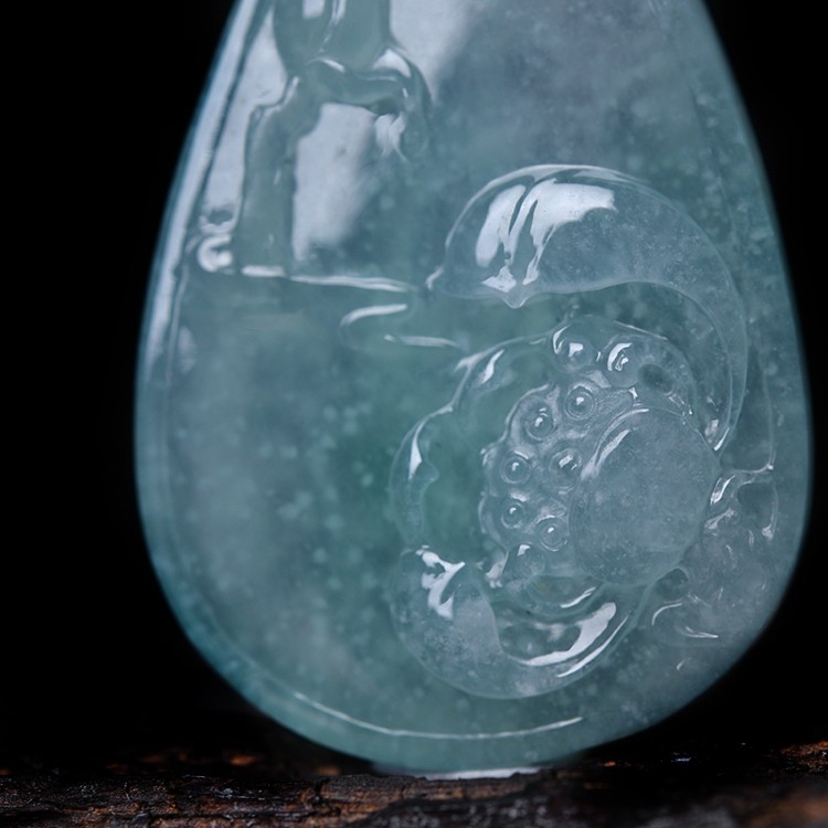 水沐清莲